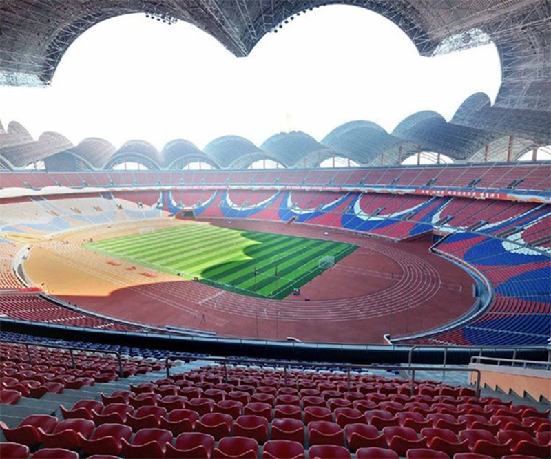 Sân vận động lớn nhất thế giới có sức chứa gấp đôi Old Trafford?